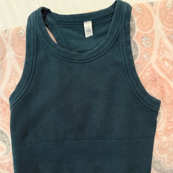ALO Yoga Tops - ALO Yoga Crewneck Tank Top in Teal-Blue